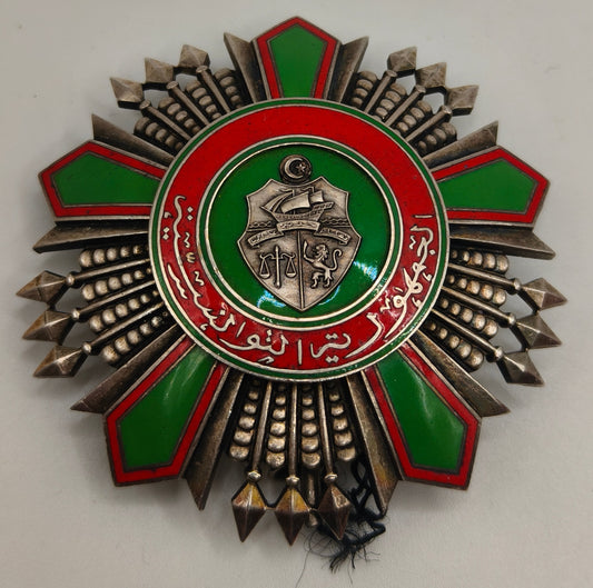 Order of Republic of Tunez, Breast Star.