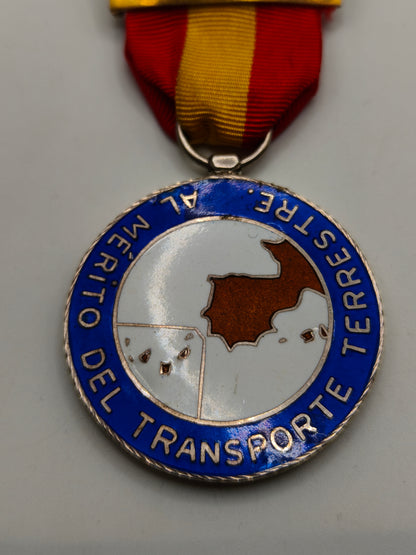 Medalla orden al Mérito transporte terrestre. España