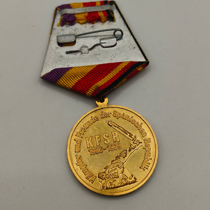 International Brigades Comemorative Medal. Spain.