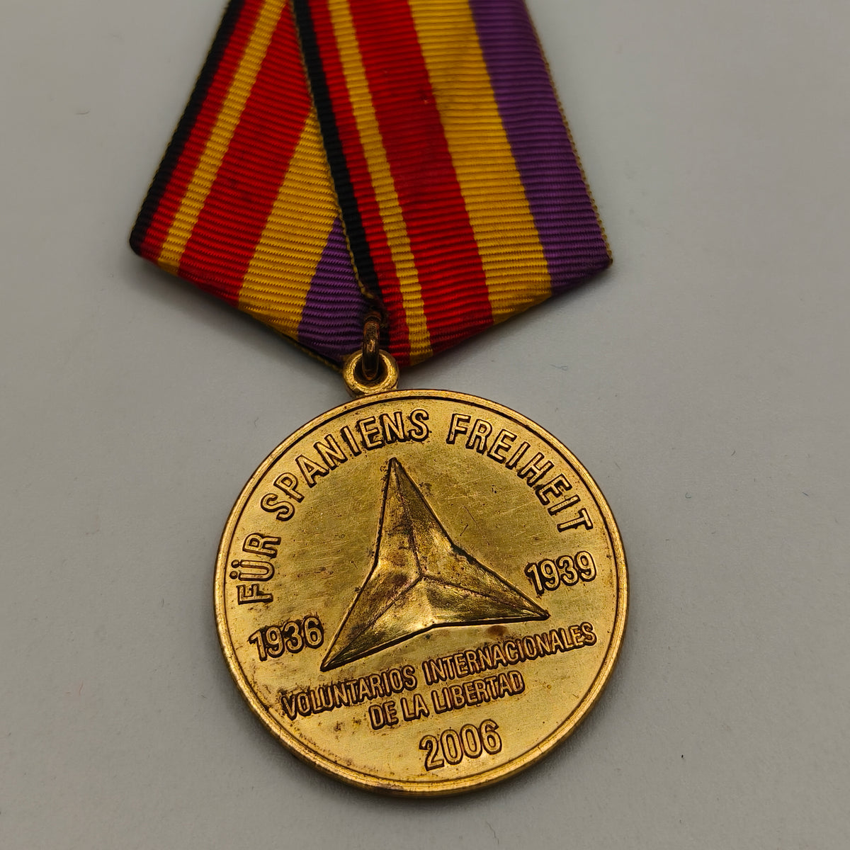 International Brigades Comemorative Medal. Spain.