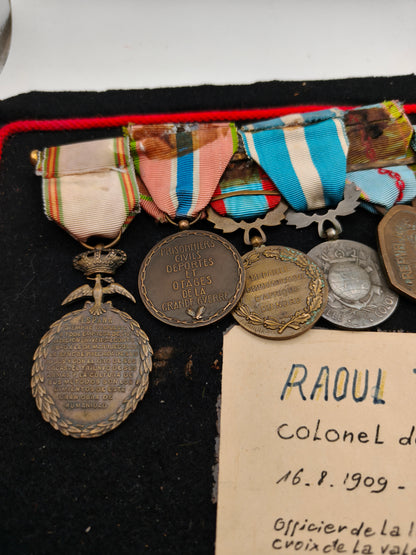 Pasador de medallas coloniales francesas
