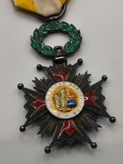Medalla orden Isabel La Católica. Época Monarquía España