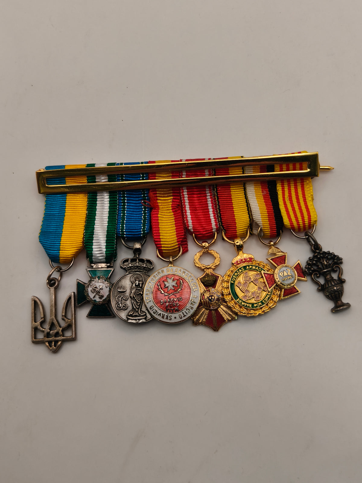 Military Ucranian Campaign Mini Medals. Spain