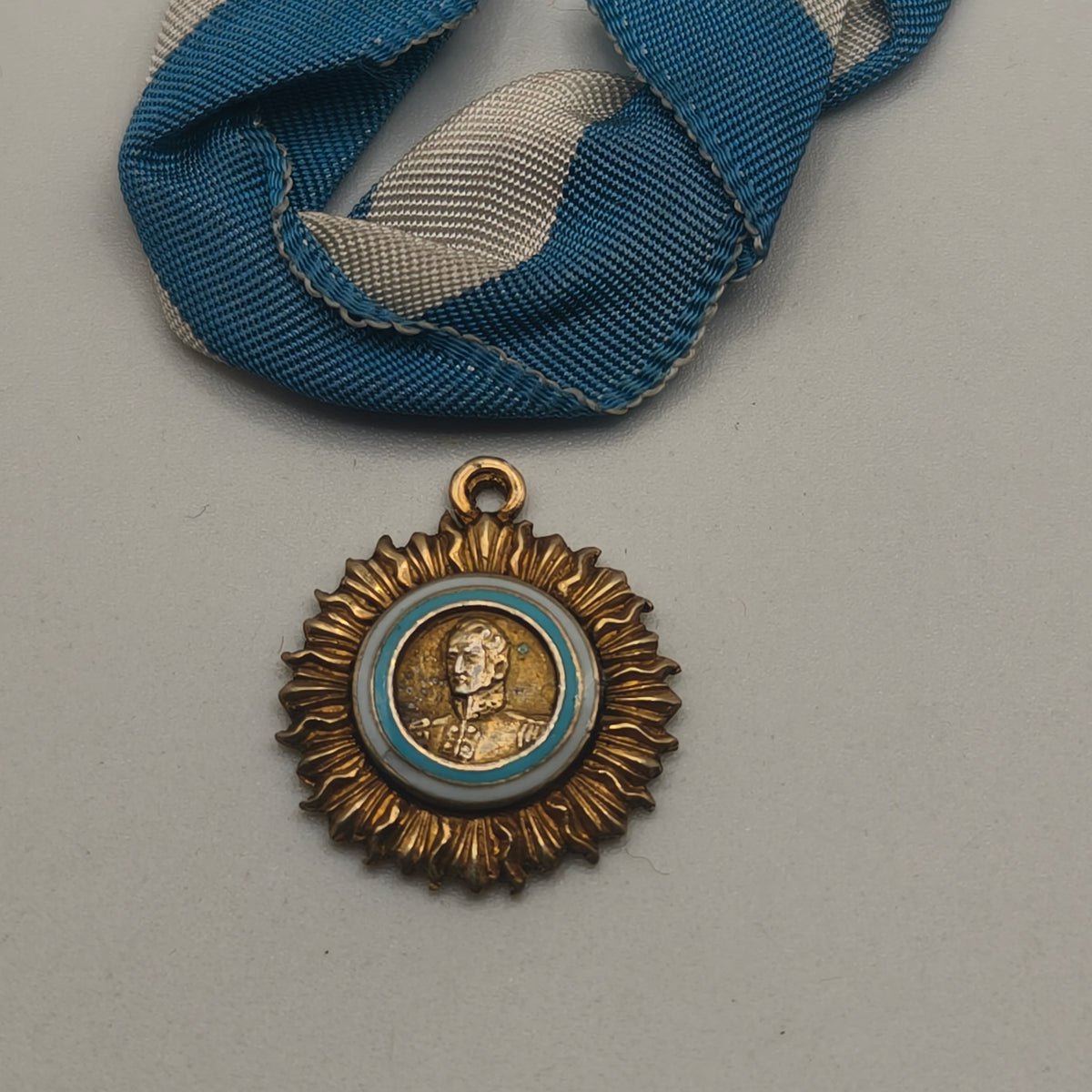 Mini Medal Order of Argentina.