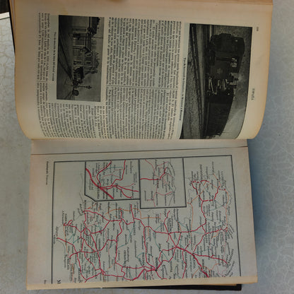 II Republic Period Book. Original.