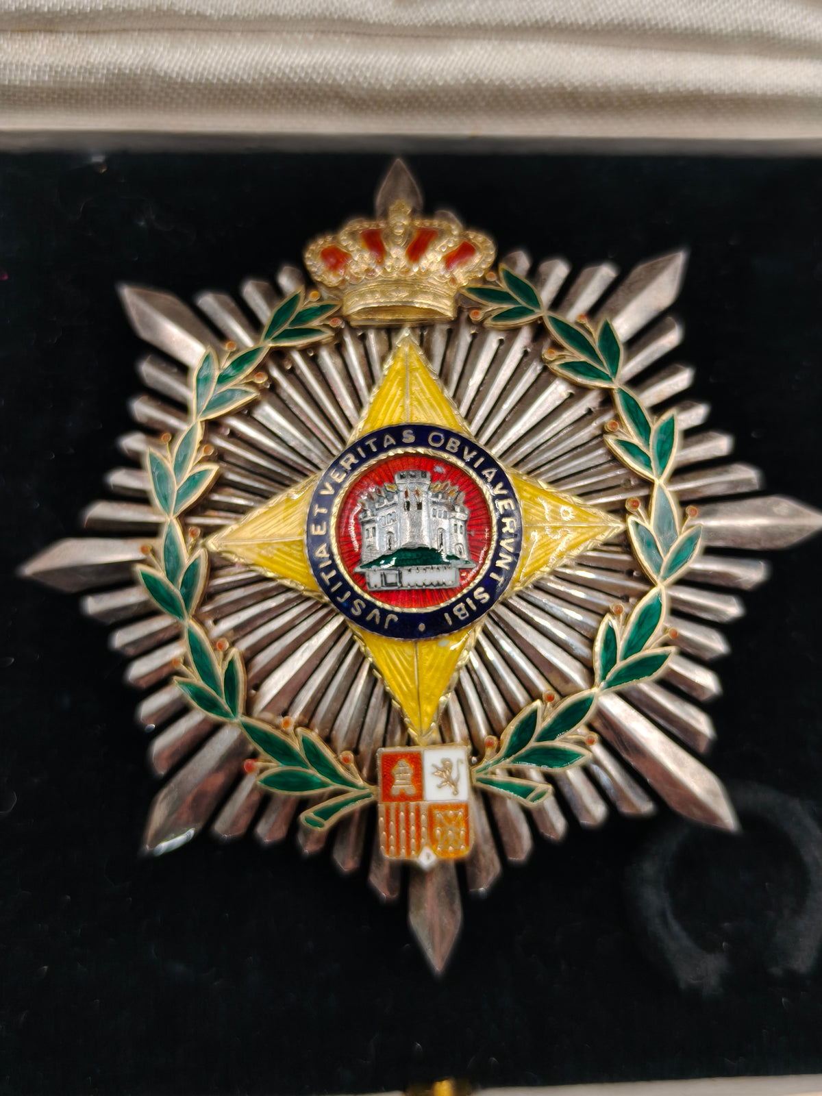 Order of Nobility, breast star. Monarchy Period Spain. 34 Numbered.