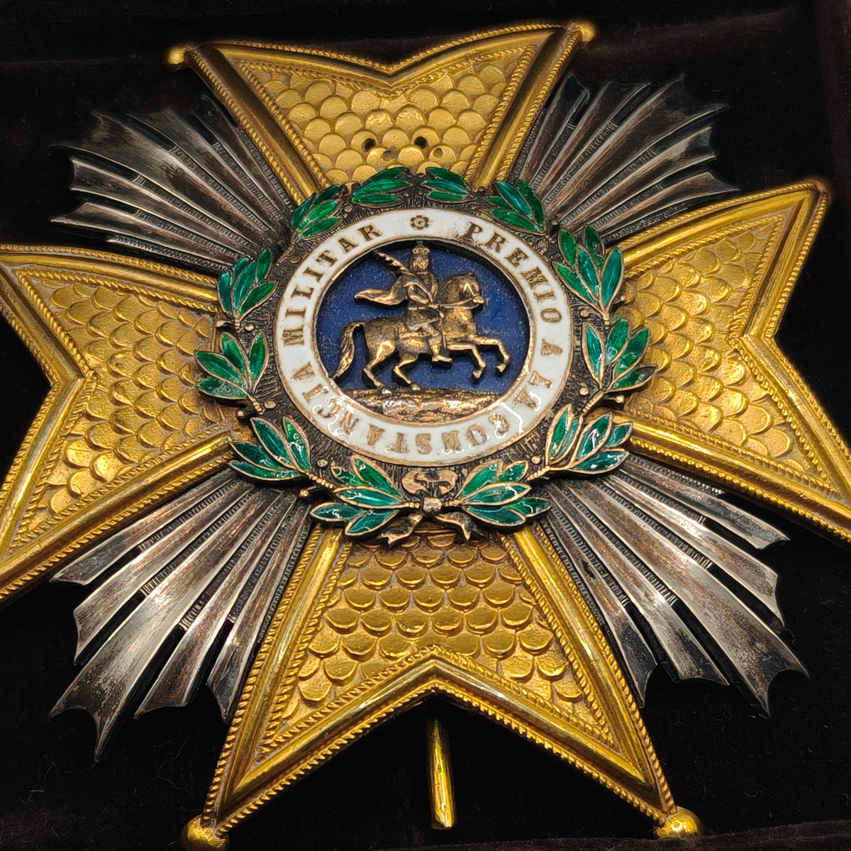 San Hermenegildo Order , Breast Star. Monarchy Period. Made by Castells.