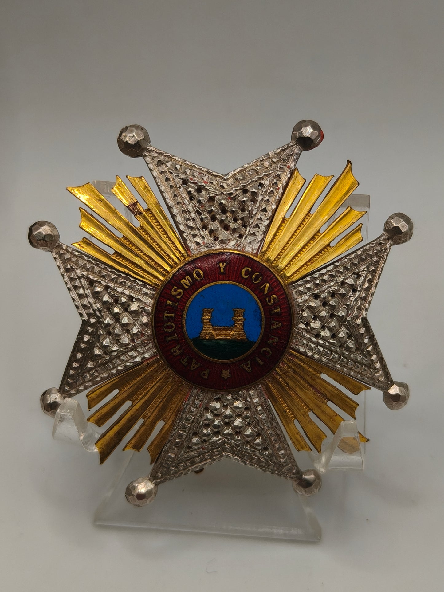 Großkreuz des Militärordens der Nationalen Miliz Isabella II.
