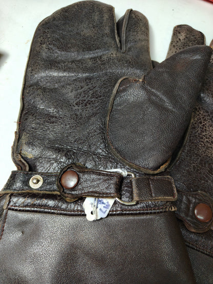 German Pilot Gloves. IIWW