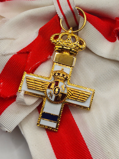 Order Of Aeronautical Merit, Badge of Grand Cross. Spain