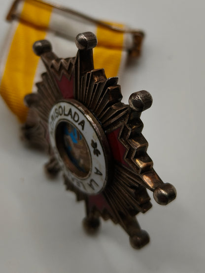 Medalla orden Isabel la católica Franco