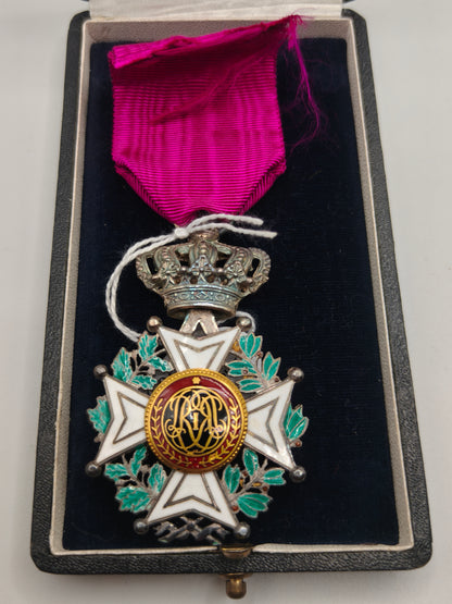 Order of Leopold of Belgium, Medal Class with Case.