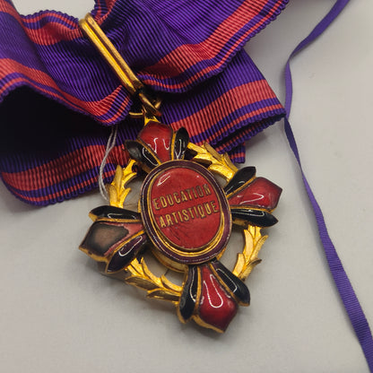 Order Of Education and Arts of France, Commander Class Medal.