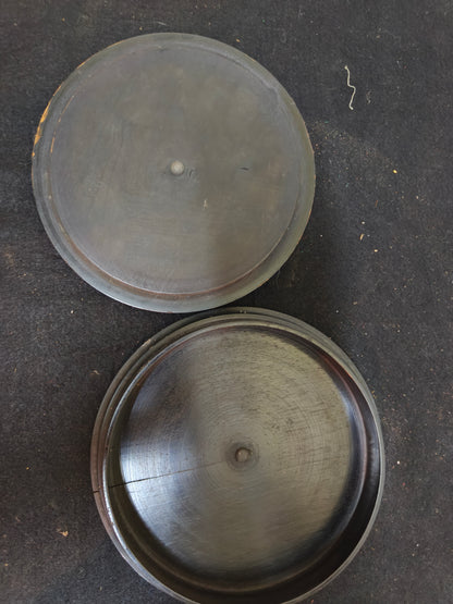 Caja Falange Española. Época Franco. Madera noble