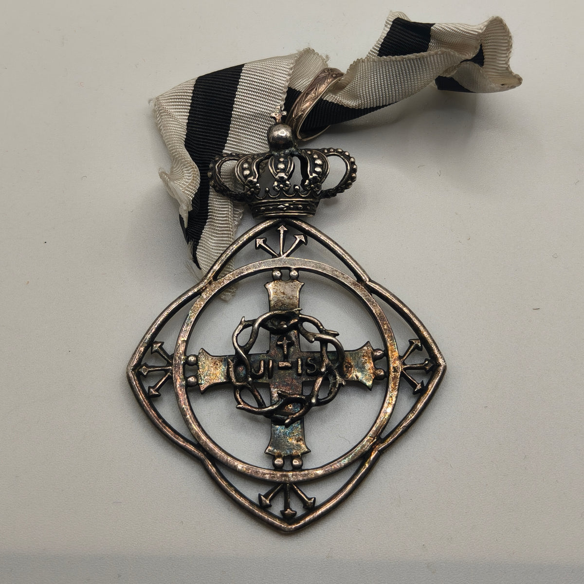 Religious Medal Order, Commander Class.