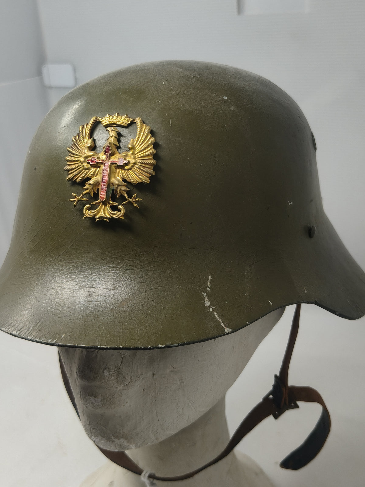 Officer Spanish Helmet. Franco's Period, Spain.