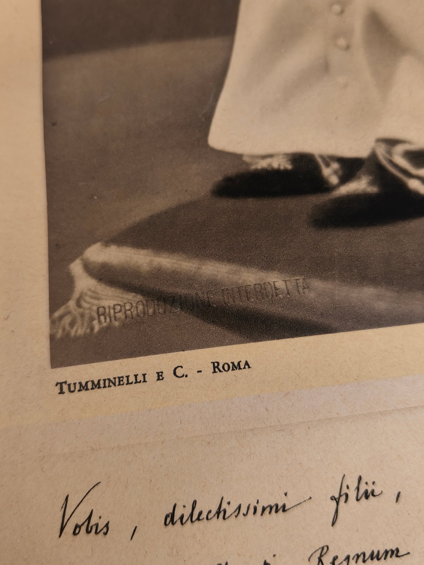 Bandera Vaticano y Diploma Pio XII.