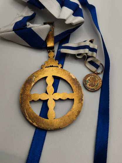 Medalla orden patronato militar. Portugal.