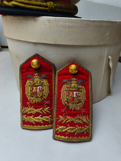 Spanish Diplomatic Paulettes and Cap. Franco's Period.