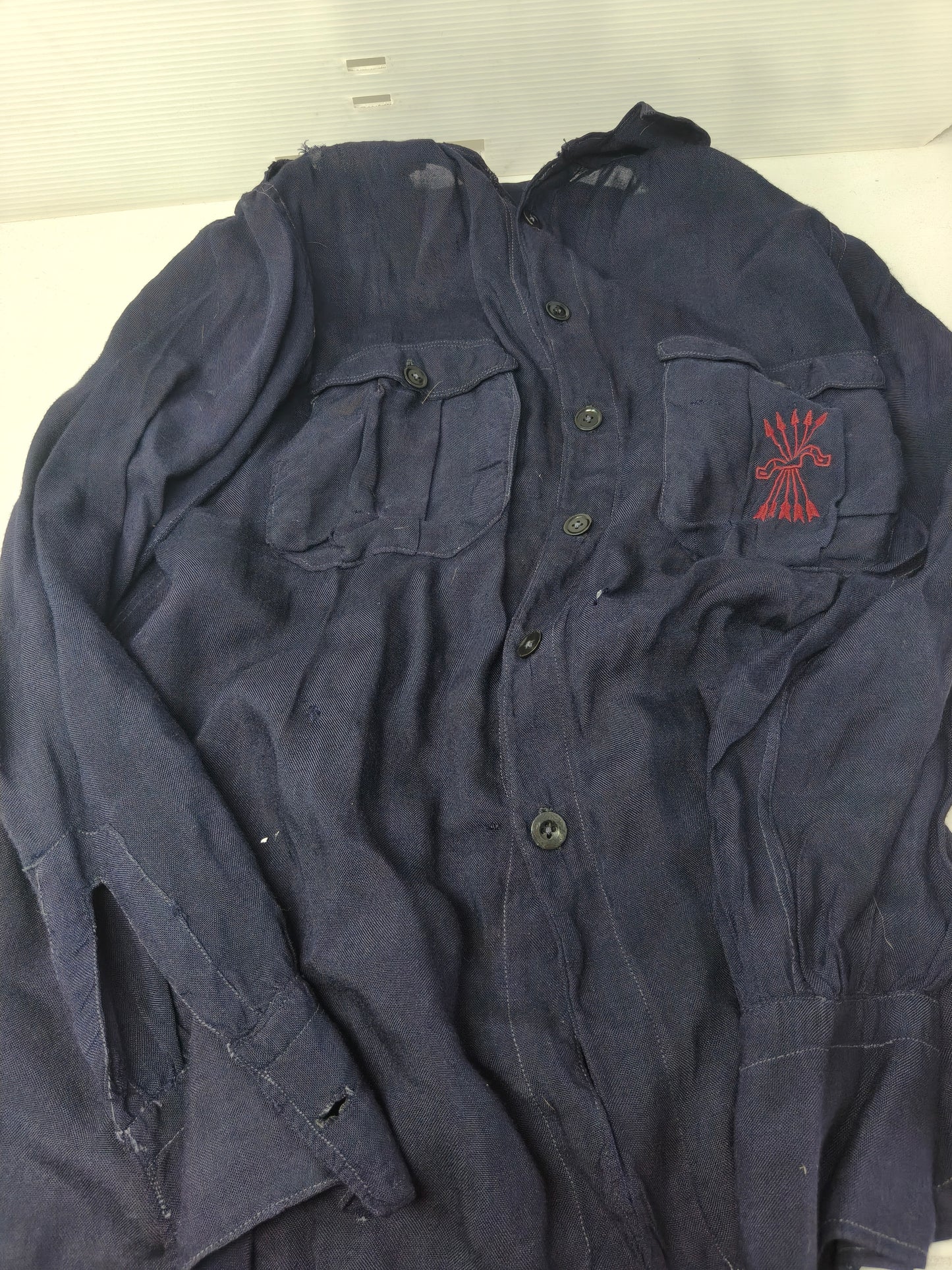 Camisa azul Falange. II República. España