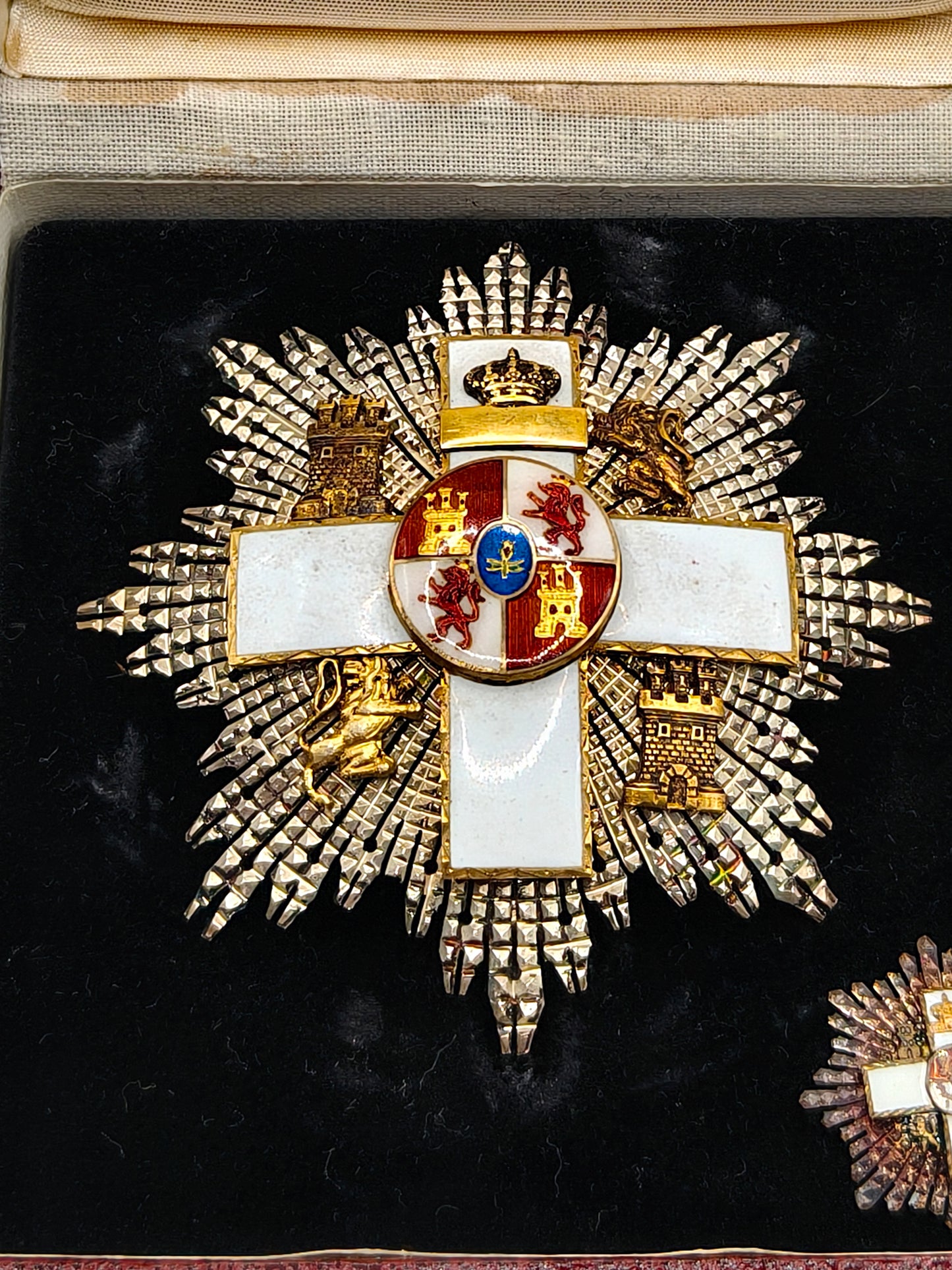 White Merit order Grand Cross. Oficial Spanish Army.