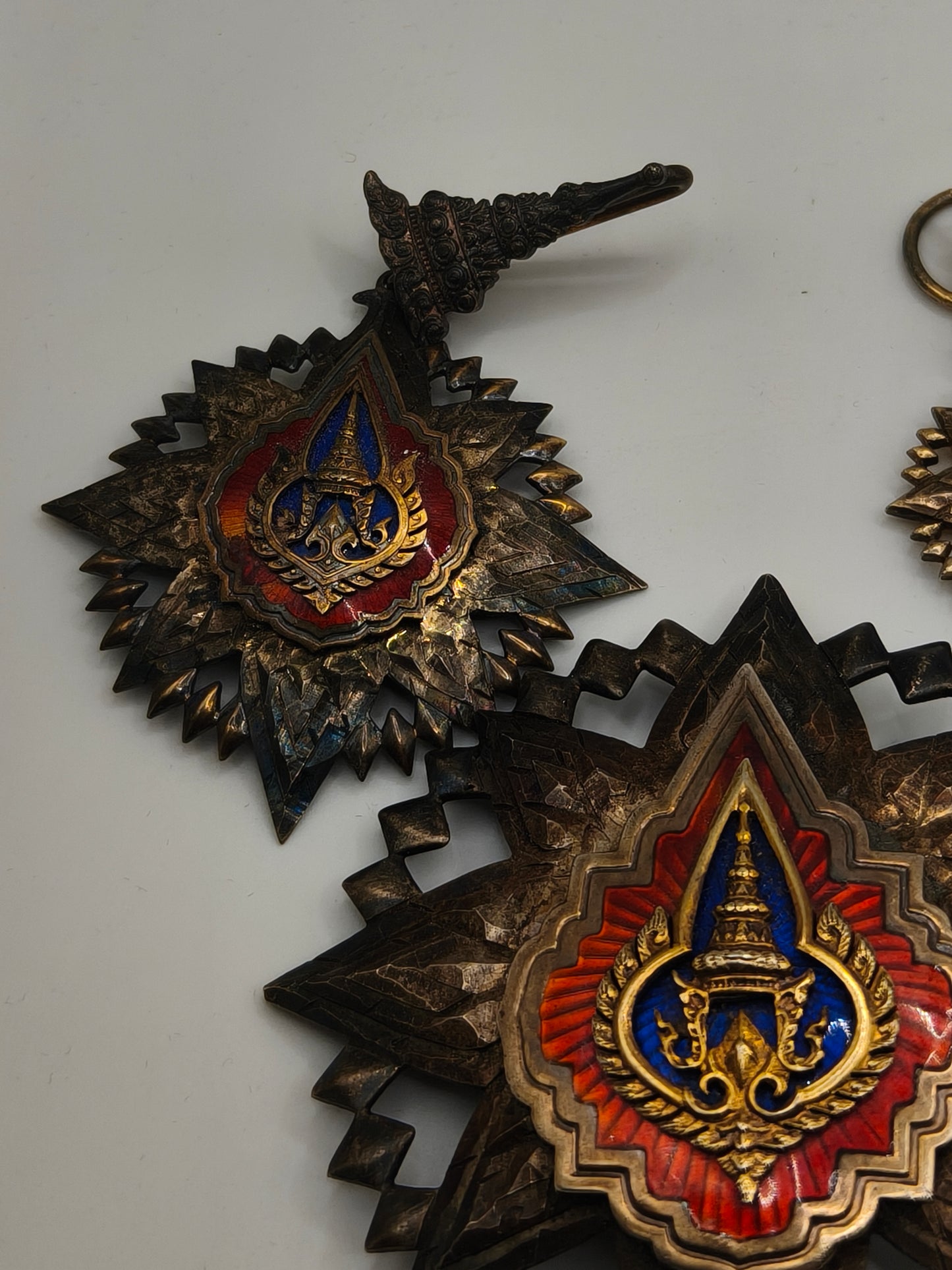 Medallas conjunto Orden Corona de Tailandia.