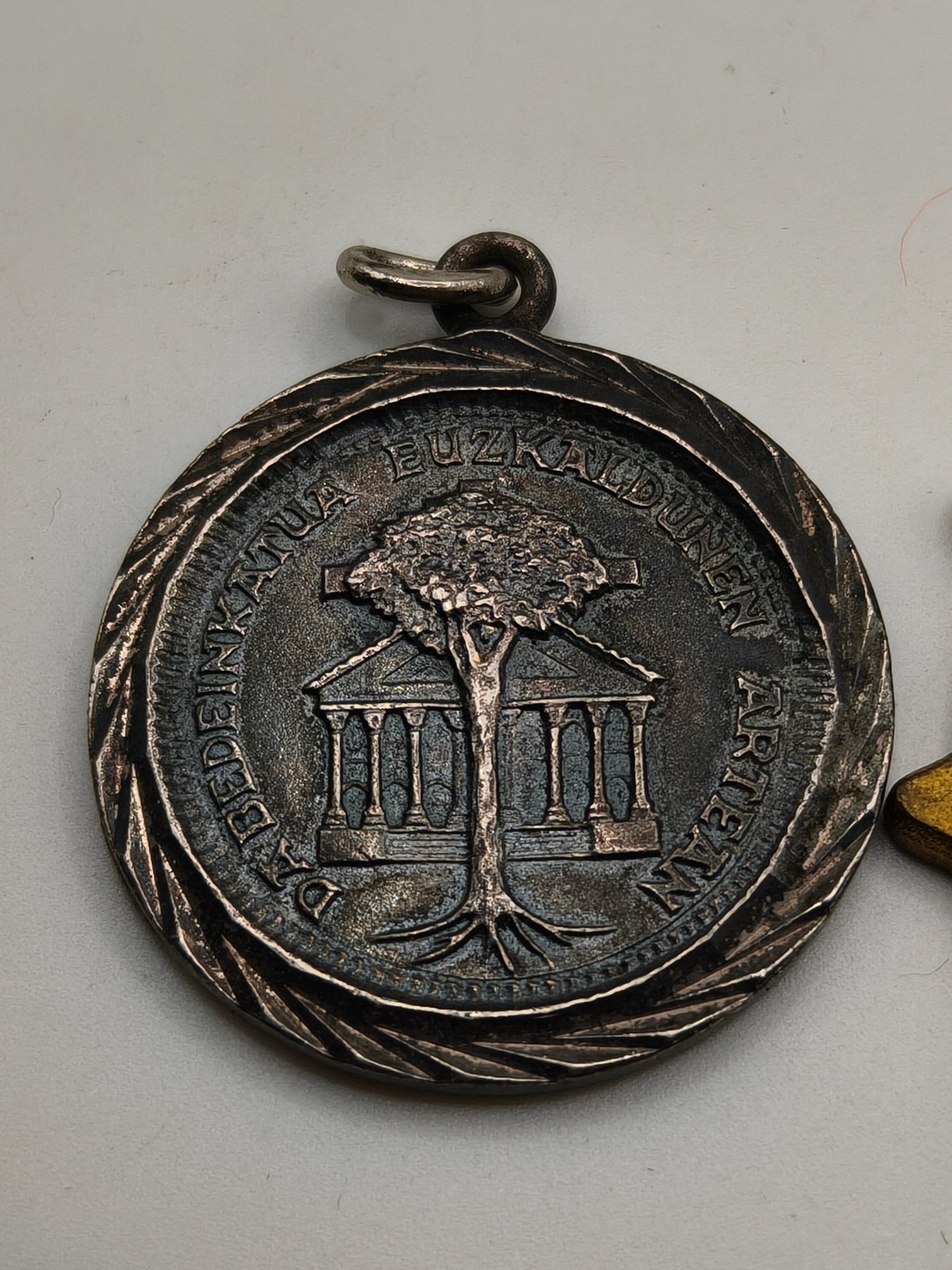 Lote medallas Guernica. II República