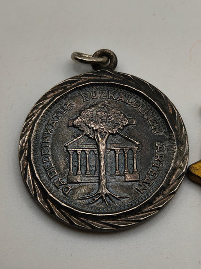 Lote medallas Guernica. II República
