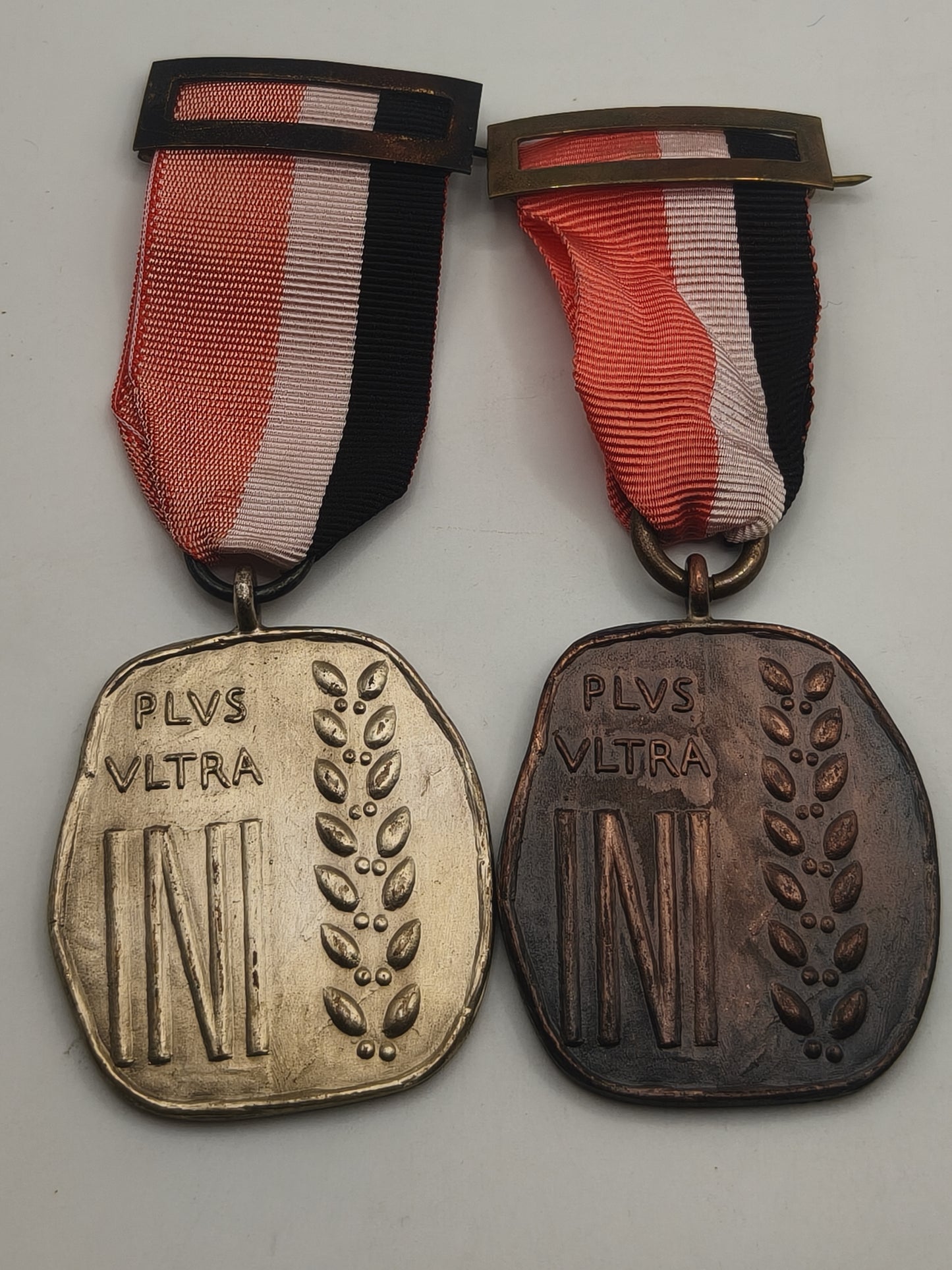 INI Medals, bronce and silver class. Spain Franco's period.