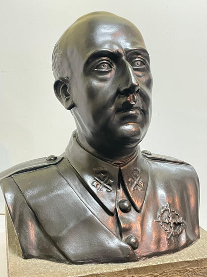 Gran busto Franco Uniforme Guerra civil española.