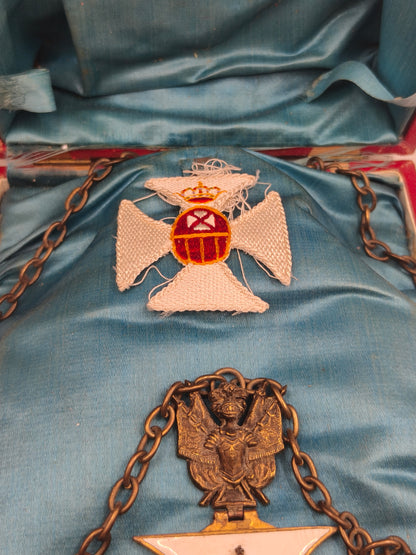 Commander set of the Order of Our Lady of Mercy. Spanish Chapter.
