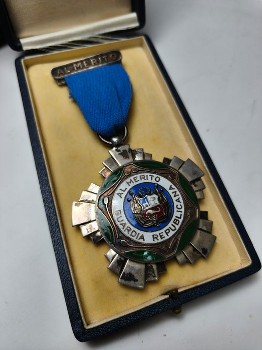 Merit Republican Guard Order Medal. Peru