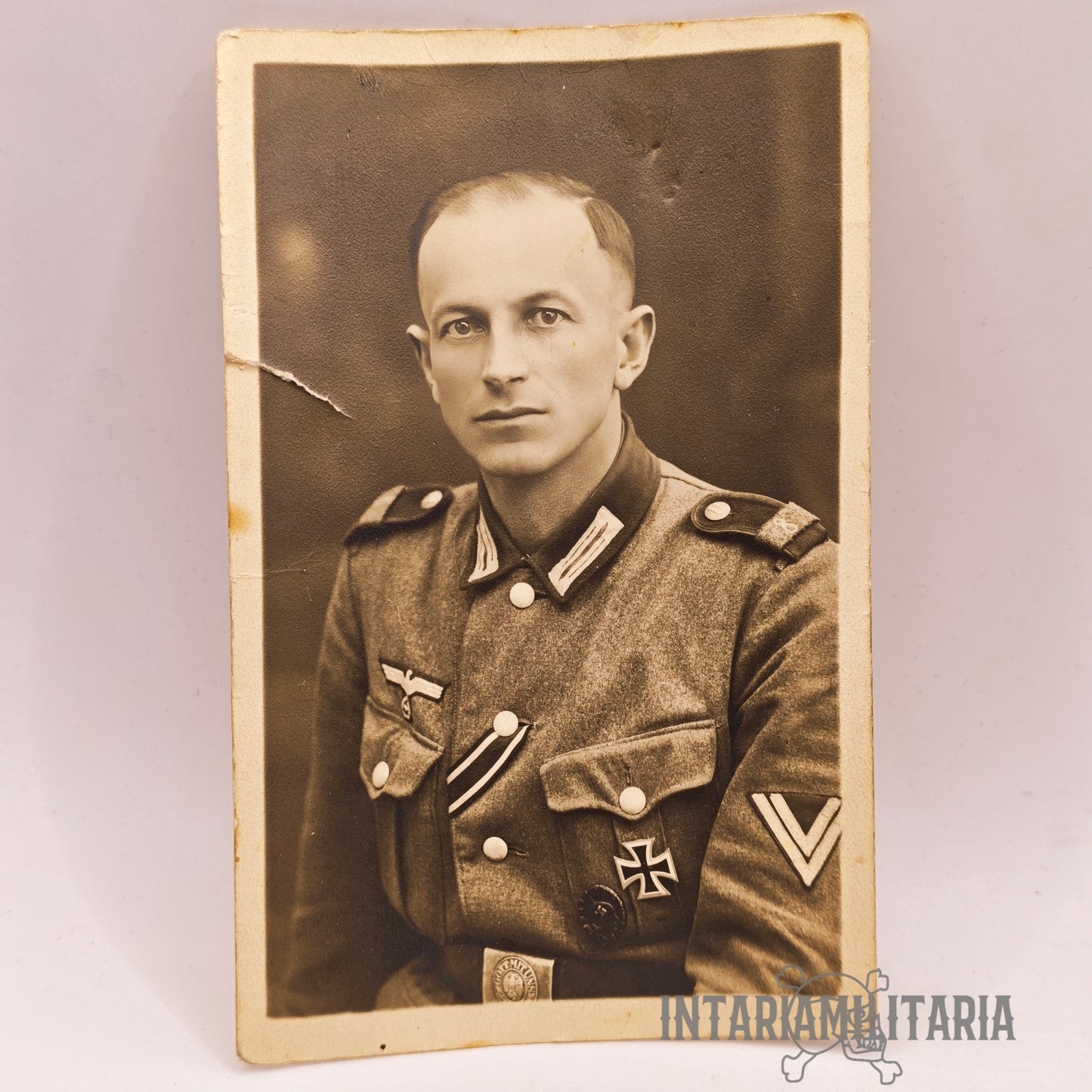 Fotografía Antigua Retrato Militar Alemán - Segunda Guerra Mundial (WWII) - Uniforme con Condecoraciones