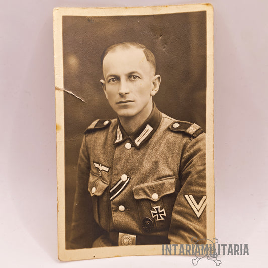Fotografía Antigua Retrato Militar Alemán - Segunda Guerra Mundial (WWII) - Uniforme con Condecoraciones
