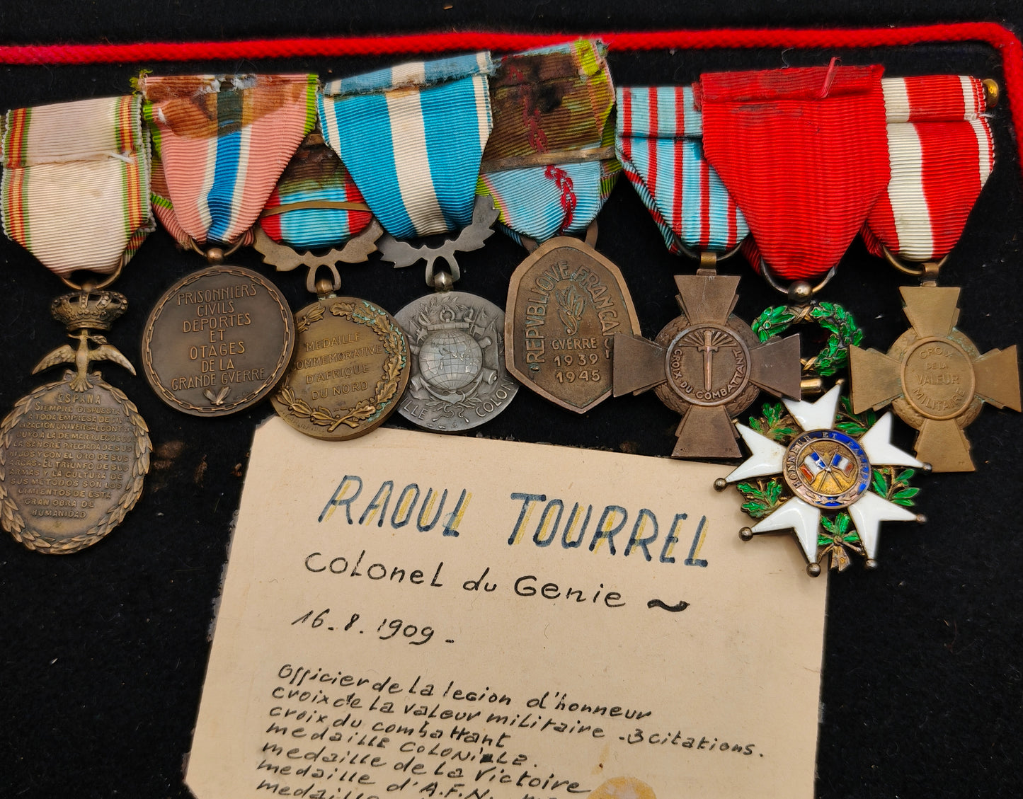 Pasador de medallas coloniales francesas