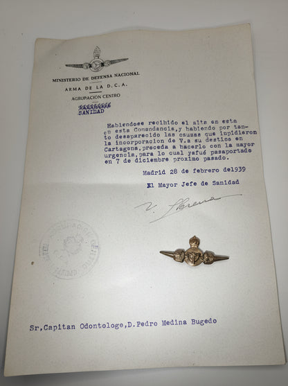 Insignia documento aviación D.C.A. II República.