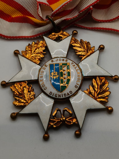 Medalla encomendador mérito
