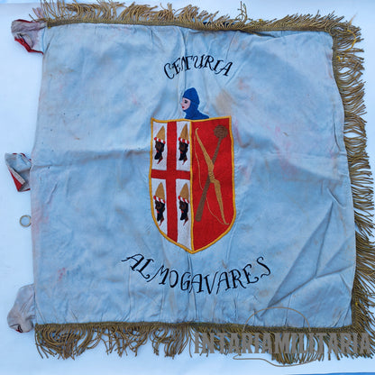 Bandera de Falange centuria almogávares. Época Franco