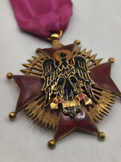 Medalla orden Cisneros España