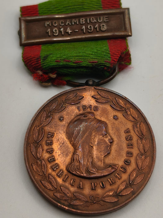 Medalla IWW Portugal Campaña Mozambique