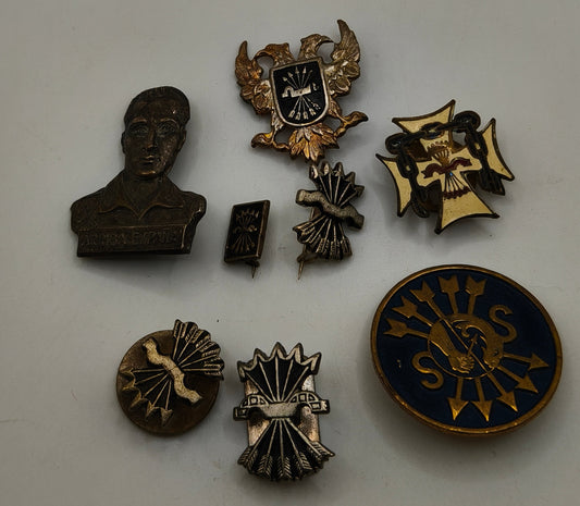 Colección de insignias de Falange. época guerra civil
