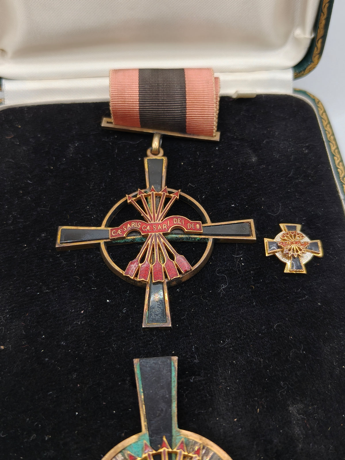 Phalanx Imperial Order , Grand Cross Commander. Spain