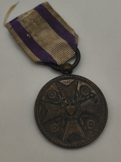 Charity Order Carlist medal. Charles VII Spain. Margaritas
