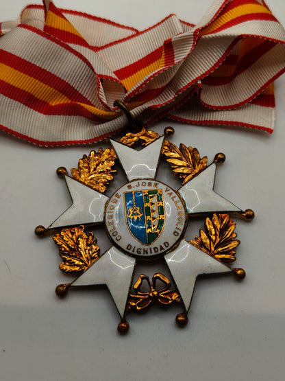 Medalla encomendador mérito
