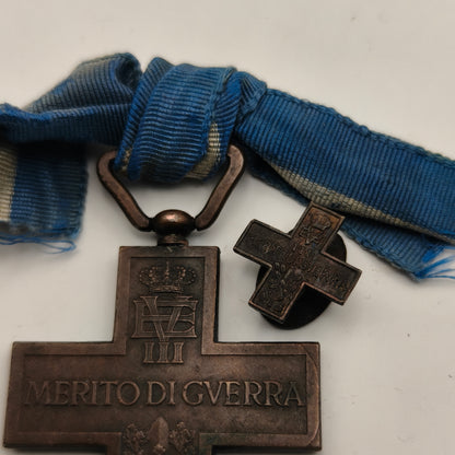 Military Italian Cross Medal. IIWW for Woman.