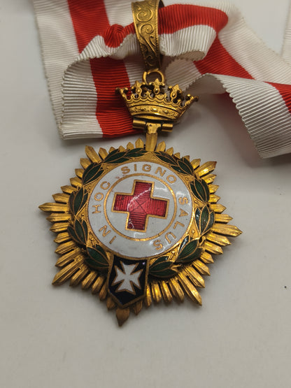 Red Cross Commander Order Medal. Spain Franco's period.