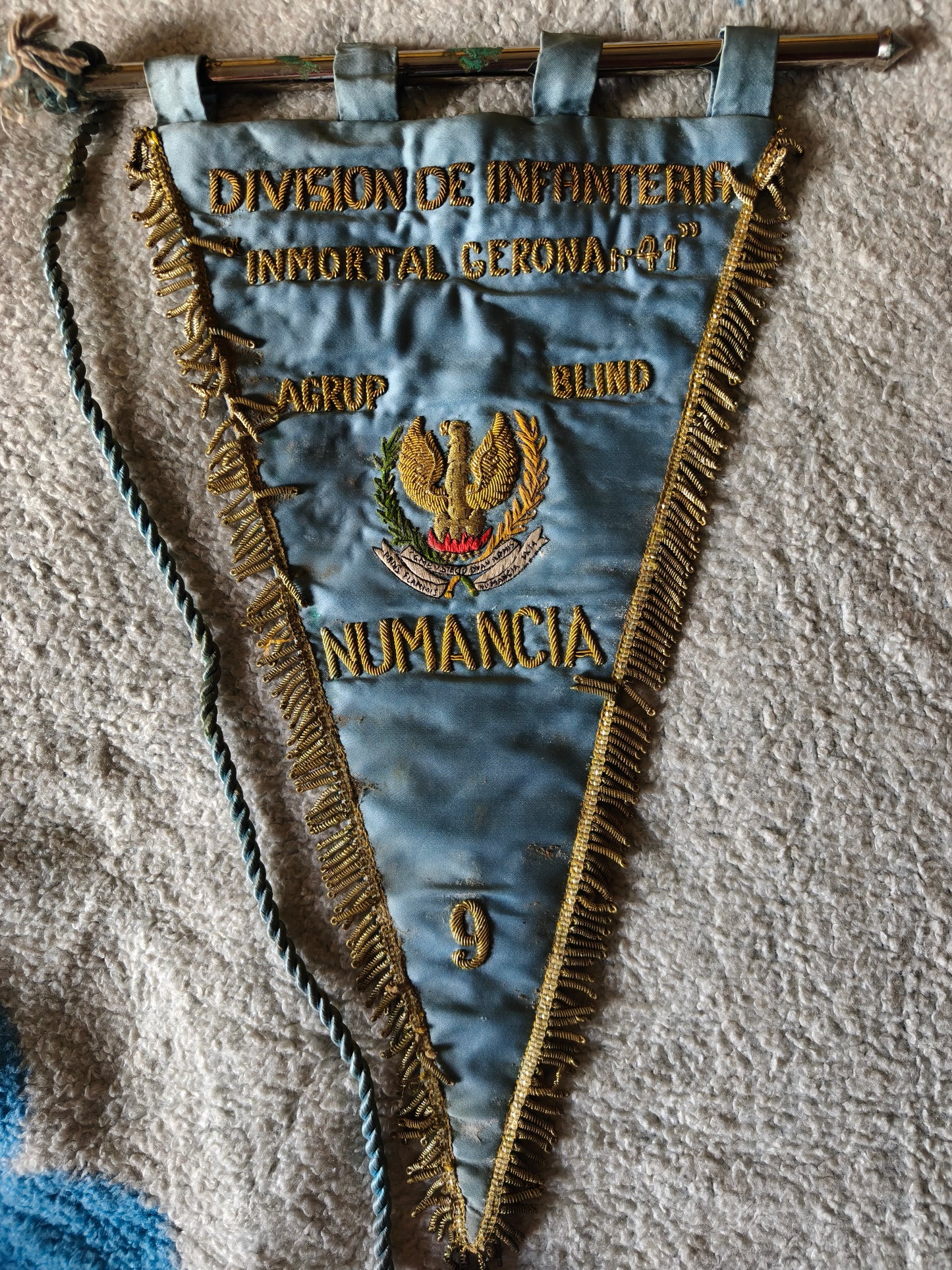 Banderín División Numancia Gerona. Época Franco