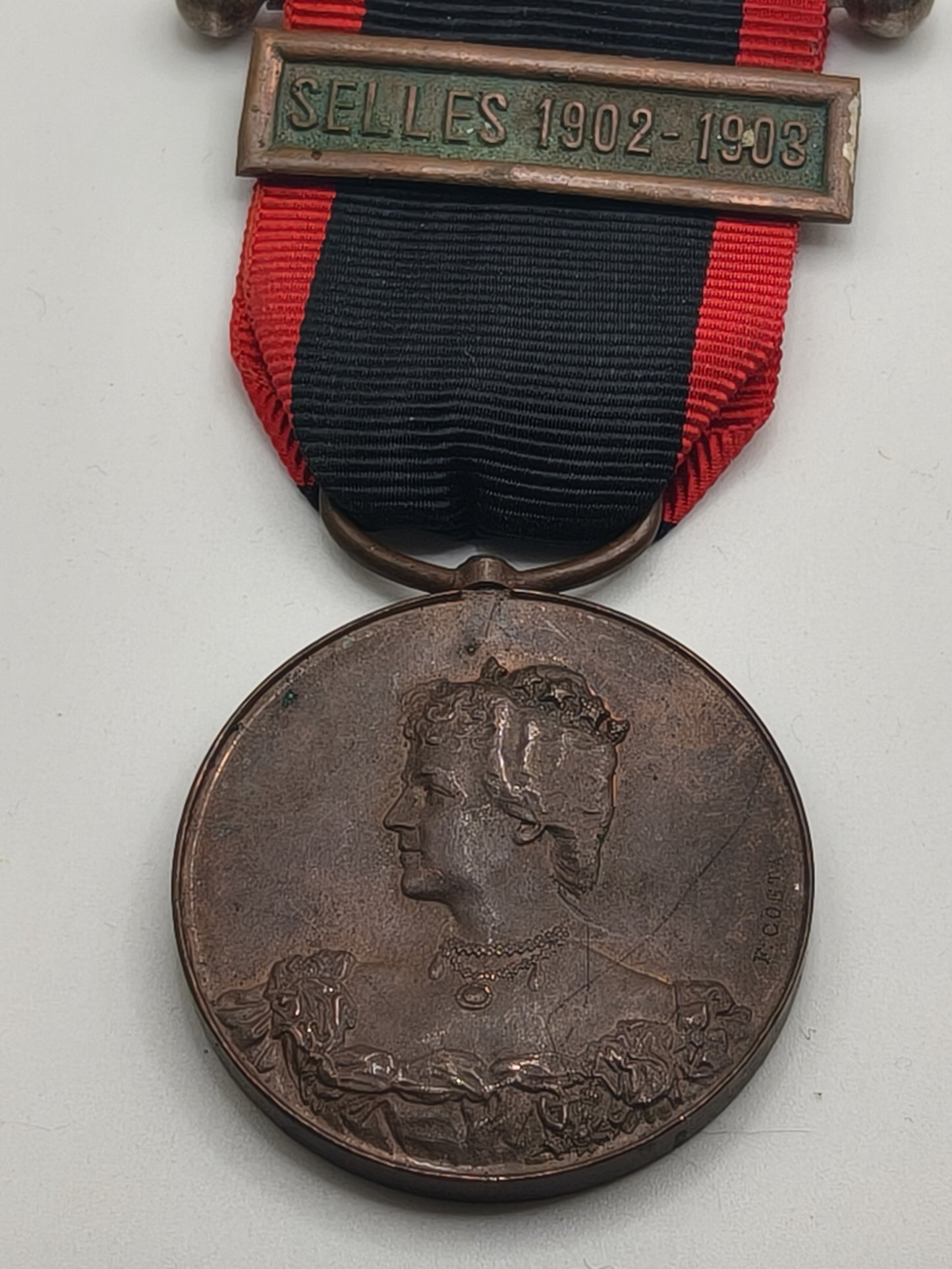 Colonial Portuguese medal. Amelia Queen. Selles 1902-1903.