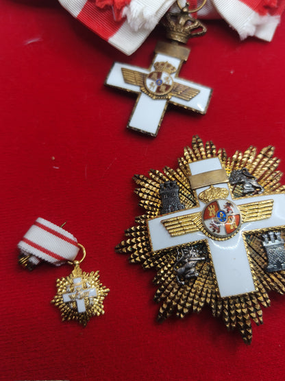 Aereal Merit Order Grand Cross. Spain. Gilf Silver.