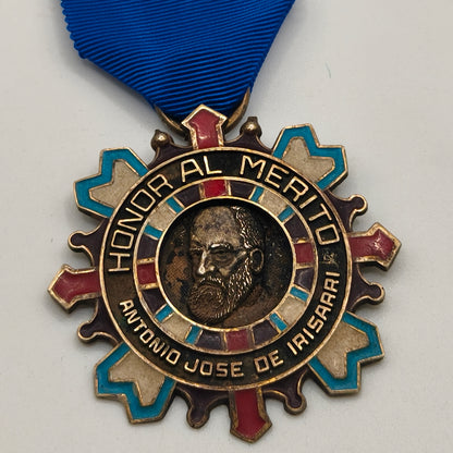 Guatemala's Order of Merit, Medal Class.